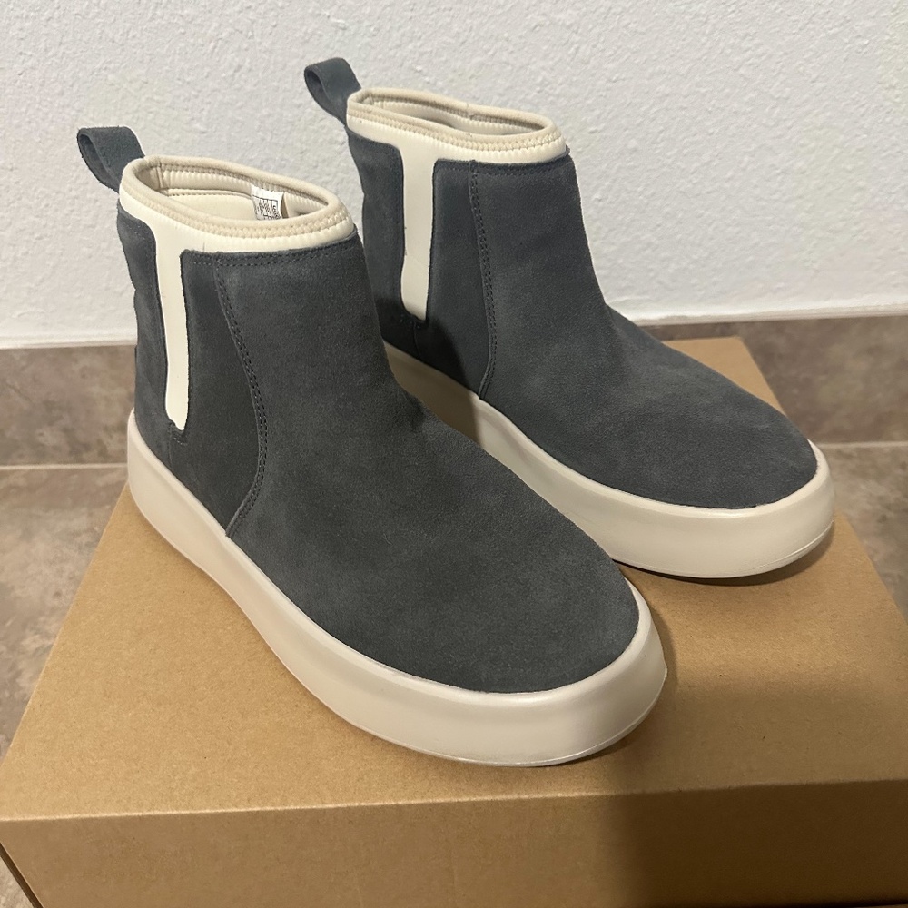 Women's Gray Suede Ankle Boots